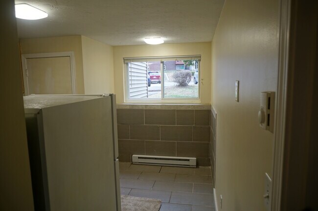 Kitchen - 7 Tideview Path