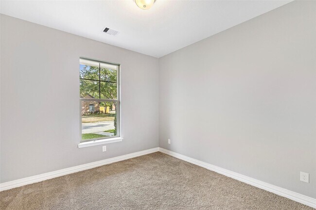 Foto del edificio - 7638 Bronze Trail Dr