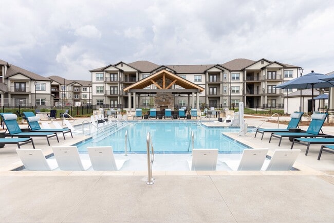 Building Photo - The Wilmont at Hendersonville