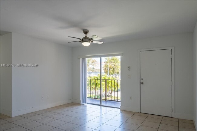 Foto del edificio - 1290 NE 119th St