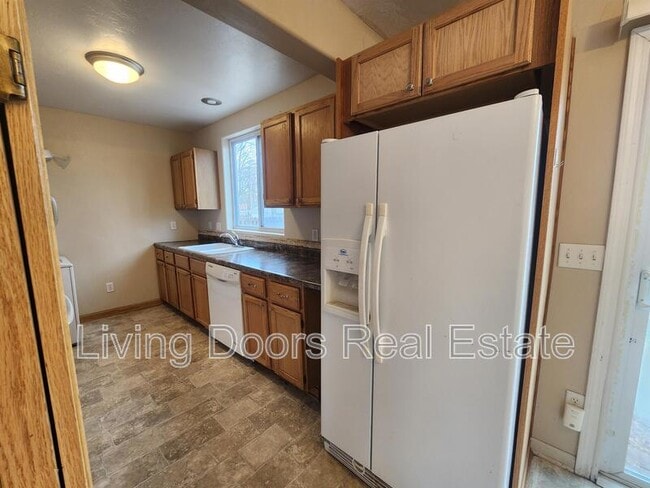 Foto del edificio - 3829 W Street