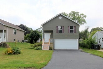 Building Photo - 6617 Briarwood Dr