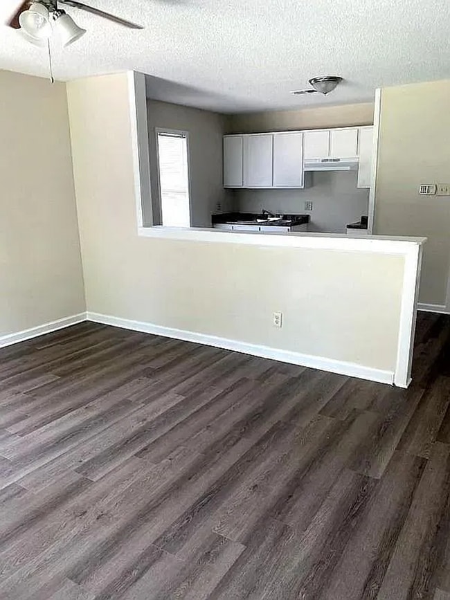 Foto del edificio - 324 Gannt St