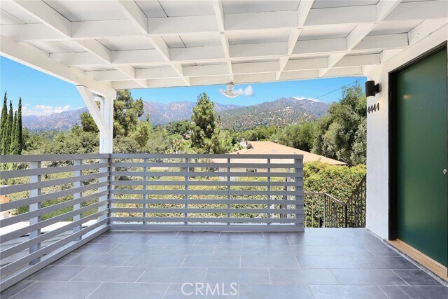 Foto del edificio - 4444 Rosebank Dr