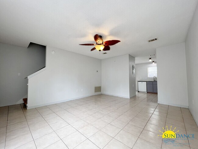 Foto del edificio - Updated 2 Bedroom Townhouse in Fort Walton!