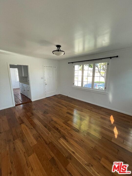Foto del edificio - 5946 Airdrome St