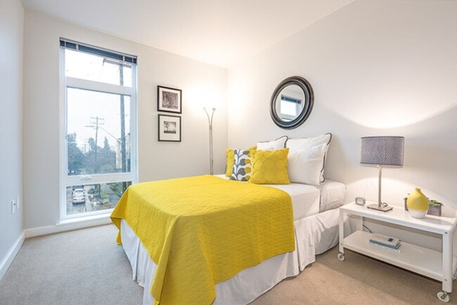 Interior Photo - The Fifteen - Modern Living Meets Capitol ...