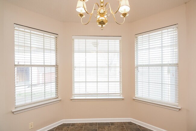 Foto del edificio - 75 Oakridge Cove