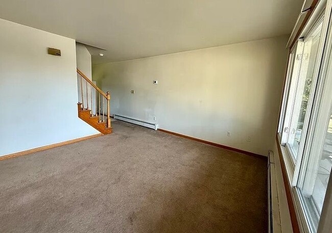 Building Photo - 239 N Plum St