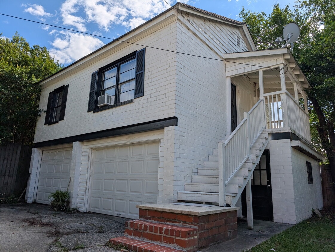 Foto principal - 107 N 6th St