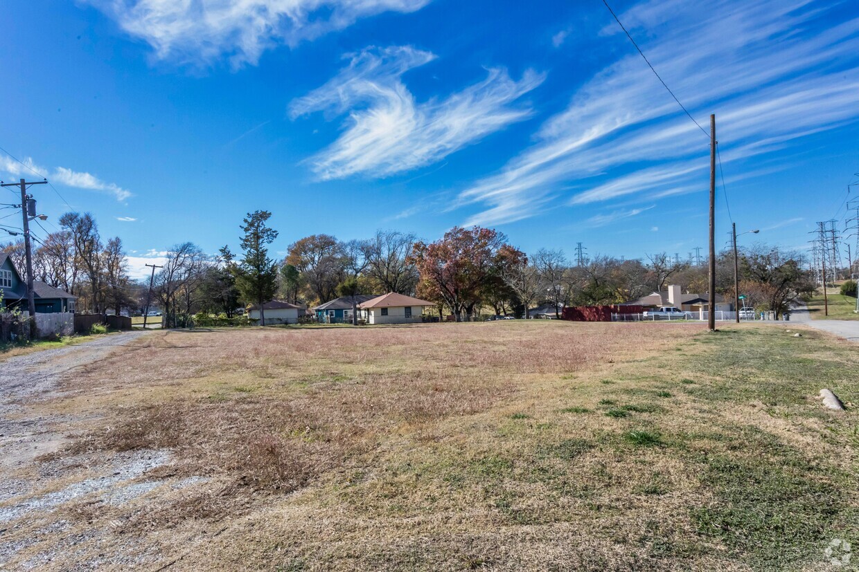 De noviembre de 2021 - Cedar Crest Apartments