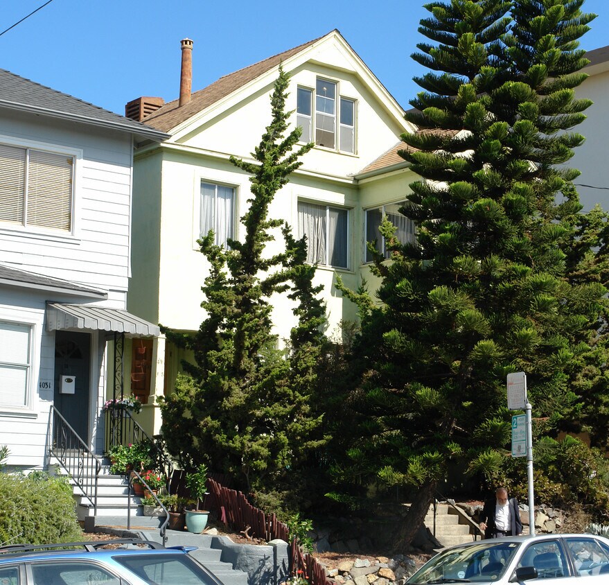 Primary Photo - 4035 Howe St