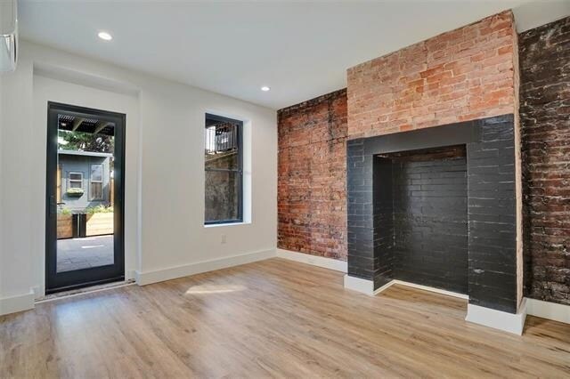 Building Photo - 338 Webster Ave