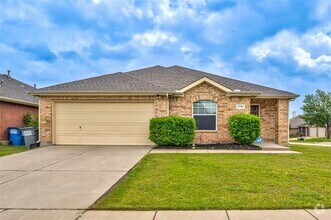 Building Photo - 2700 Dawn Spring Dr