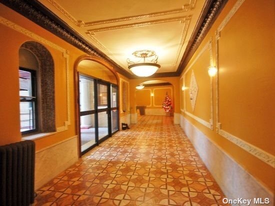 Foto del edificio - 91 E 208th St