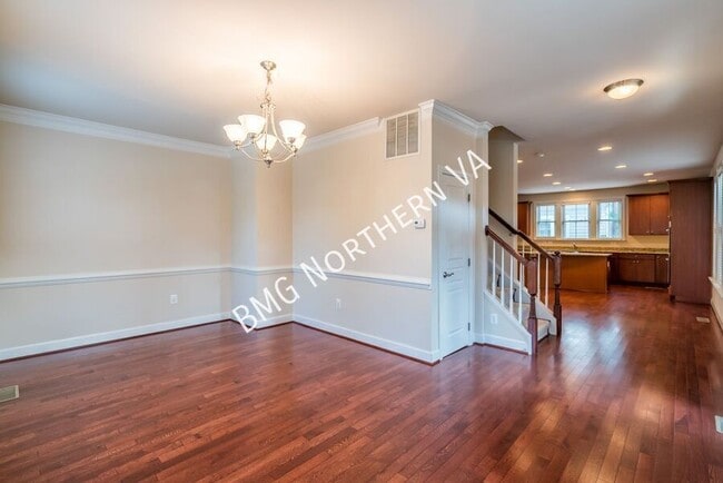 Photo - 3316 KEMPER ROAD SOUTH- House