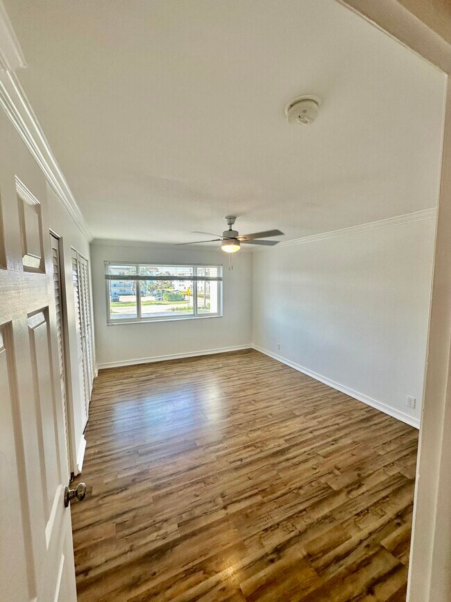 Foto del edificio - 125 Shore Ct
