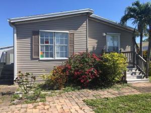 Foto principal - 4317 71st St N