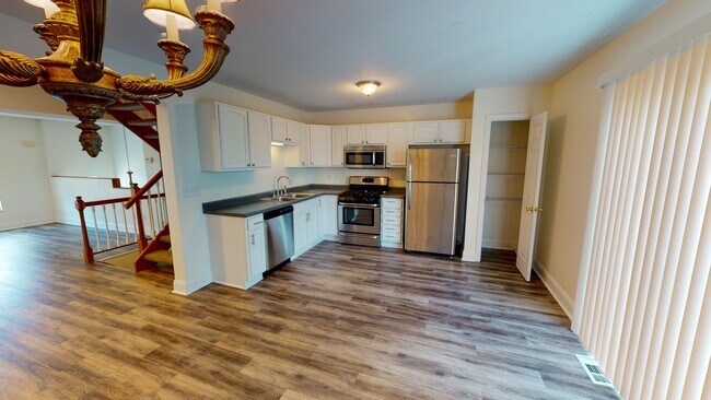 Foto del edificio - 2 Bed / 1.5 Bath Townhouse for Rent in Monaca, PA!