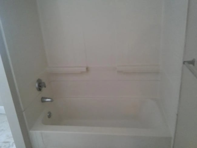 Foto del edificio - 9 Marley Pl