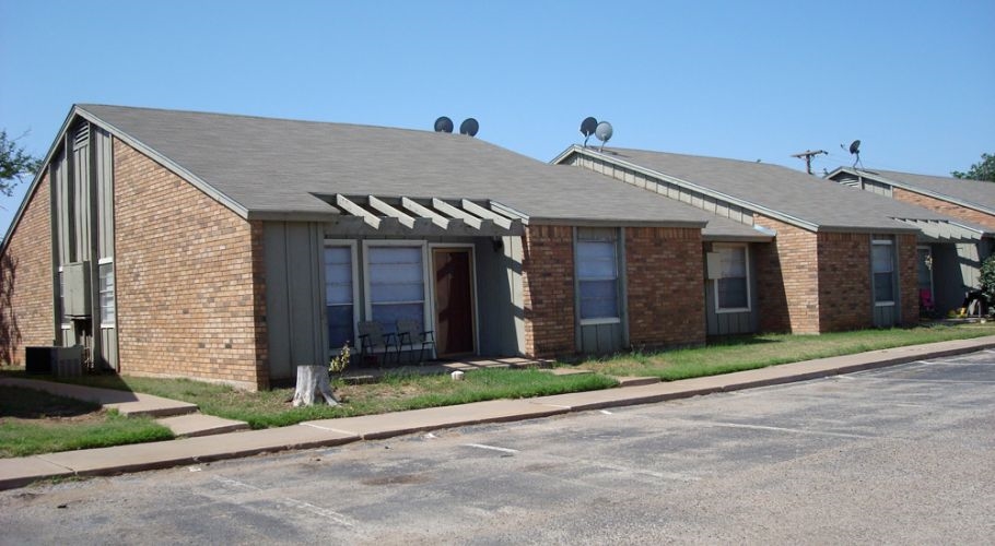 Building Photo - Western Crest Apartments