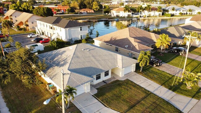 Foto del edificio - 419 SW 4th St