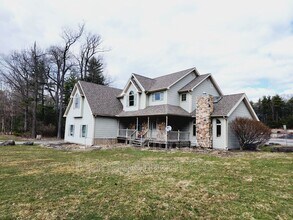 Building Photo - 1811 PA-611