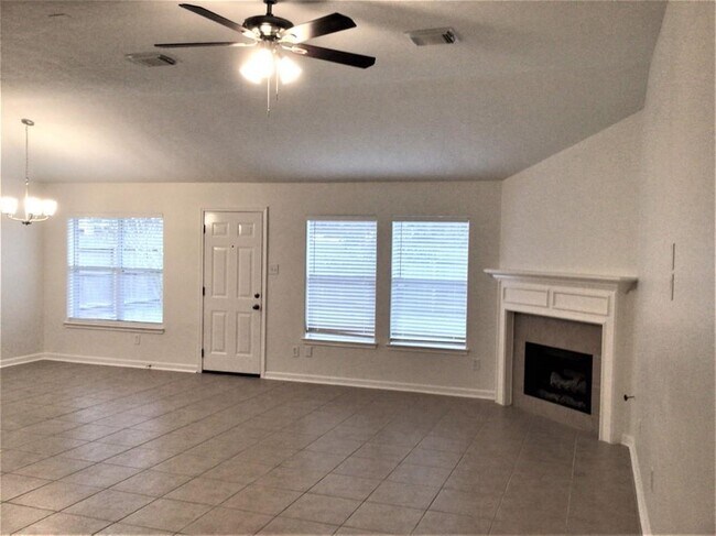 Building Photo - 17627 Tower Bluff Ln