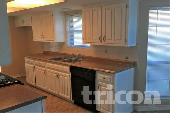 Foto del edificio - 1301 Willow Way