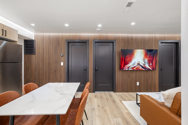 Foto del edificio - 2414 Dwight Way