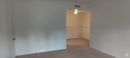 Building Photo - 315 Wymore Rd