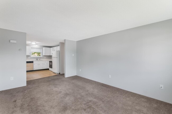 Building Photo - 481 Merrimack St