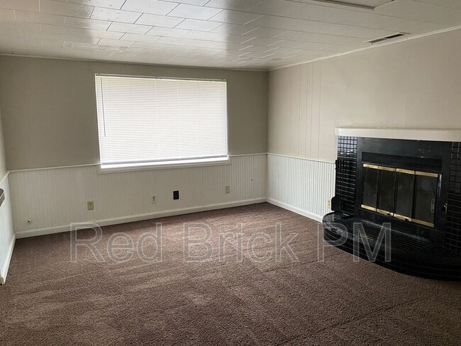 Foto del edificio - 800 E 23rd St