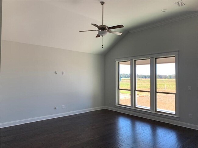 Building Photo - 916 Charleston Loop
