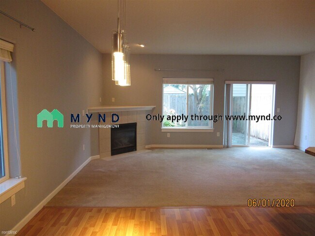 Building Photo - 14290 Brittany Terrace
