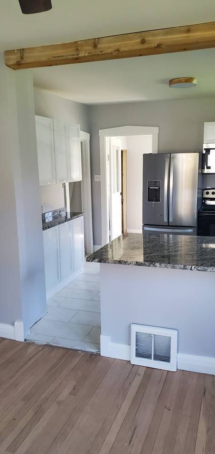 Building Photo - 1959 Hitchcock Ave