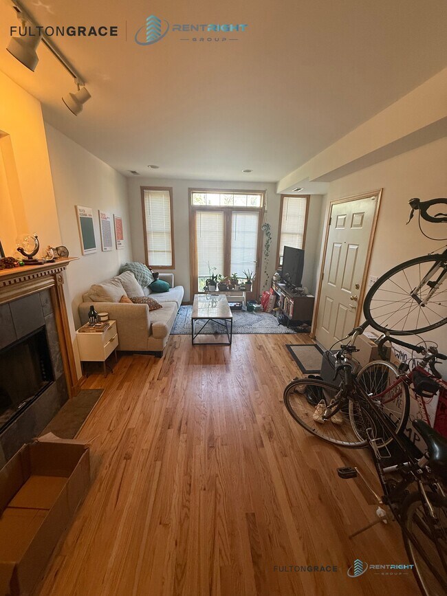 Foto del edificio - 819 N Wood St