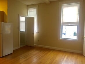 Building Photo - 297 Nahant Rd