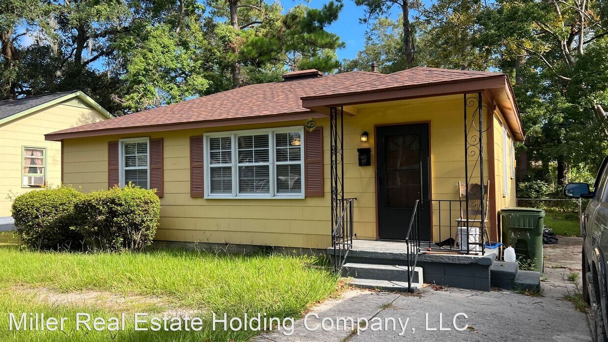 Foto principal - 3 br, 1 bath House - 1404 East 58th Street