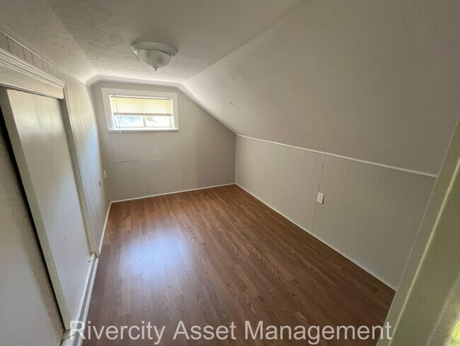 Foto del edificio - 846 Freeman St