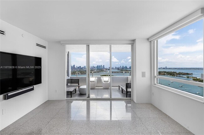 Foto del edificio - 1330 West Ave
