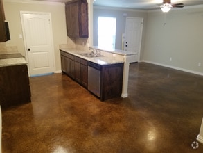 Building Photo - 101 Crossfire Ct