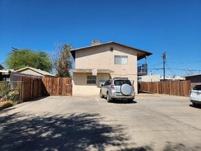 Building Photo - 618 El Centro Ave Building Photo - 618 El Centro Ave