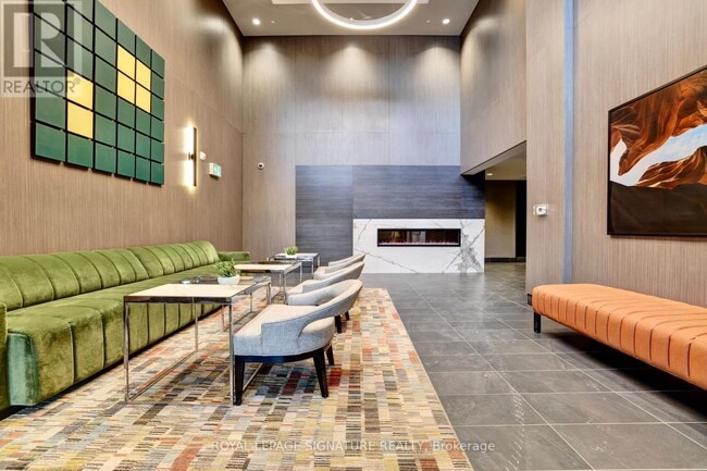 Photo du bâtiment - 95 Dundas St W