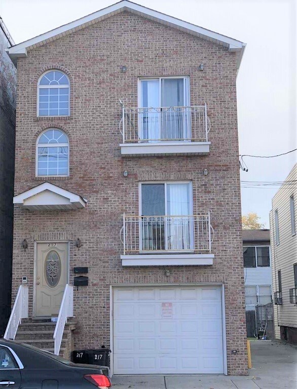 Exterior - 217 Tonnelle Ave