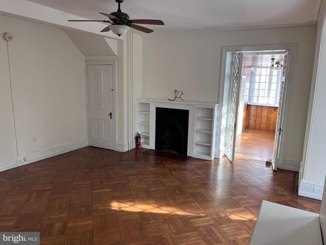 Building Photo - 20 W Tulpehocken St