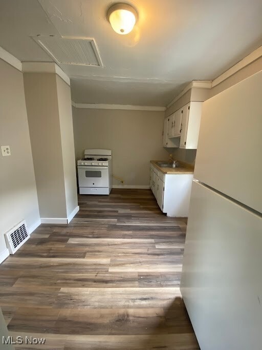 Building Photo - 3342 Overbrook Dr