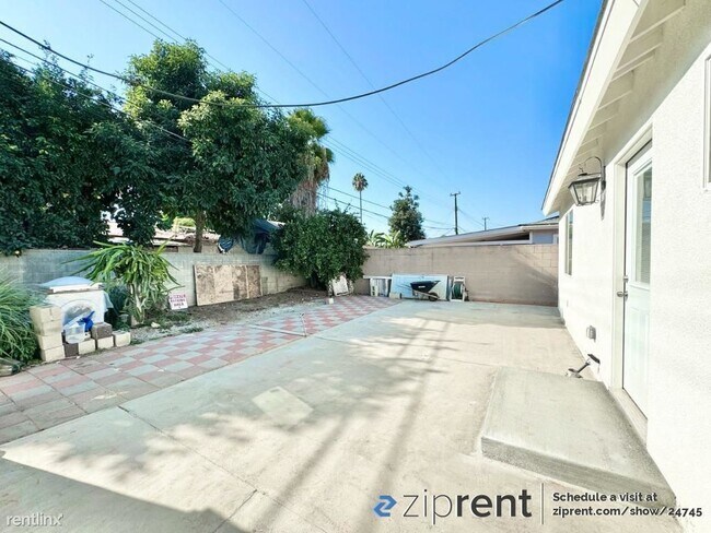 Foto del edificio - 1 br, 1 bath House - 14028 Rexwood Avenue,...
