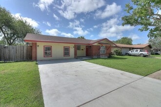 Building Photo - 1106 Bradshaw Dr