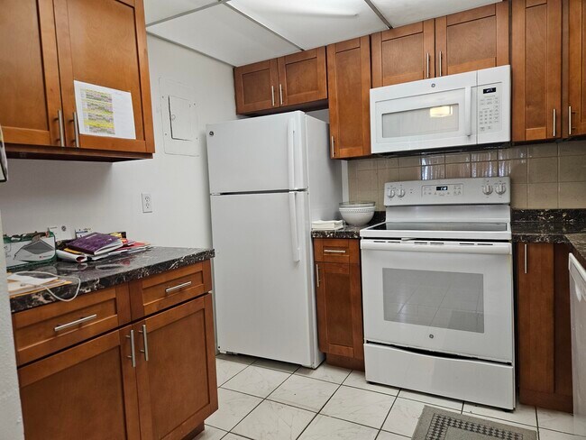 Foto del edificio - 743 Flanders Dr